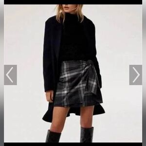 Plaid aritzia skirt